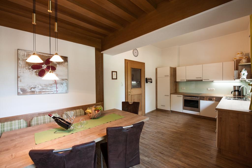 Appartements Al Castagno エールヴァルト エクステリア 写真