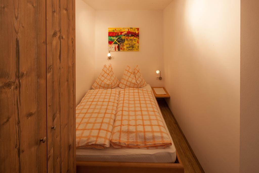 Appartements Al Castagno エールヴァルト エクステリア 写真