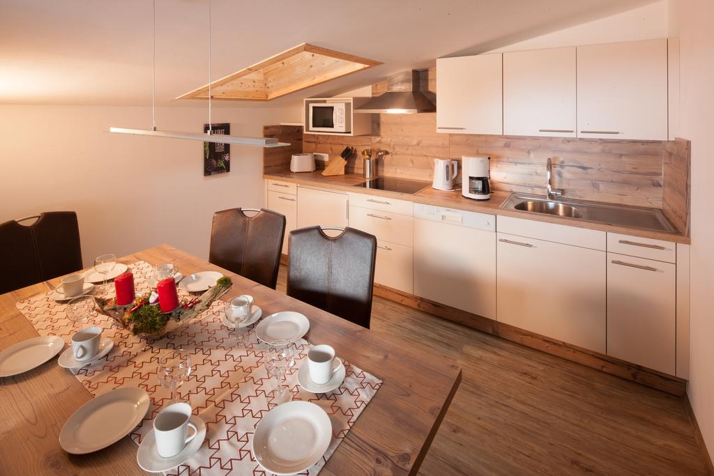 Appartements Al Castagno エールヴァルト エクステリア 写真